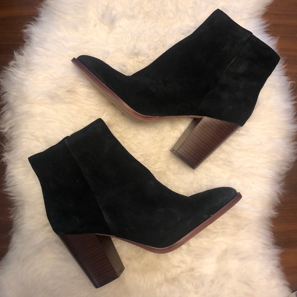 NWT Sam Edelman Black Suede Booties